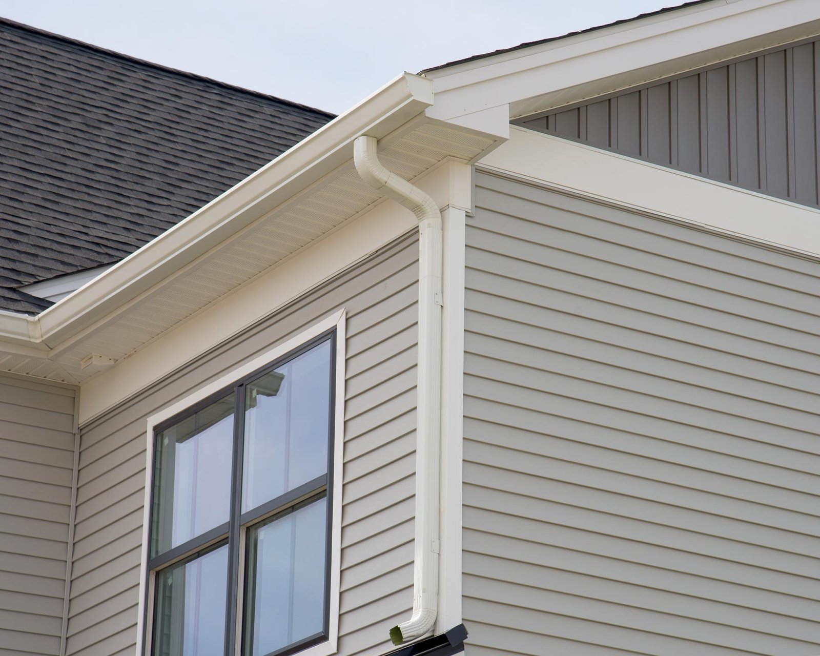 Bardage ventilé et finitions de façade en Ile-de-France